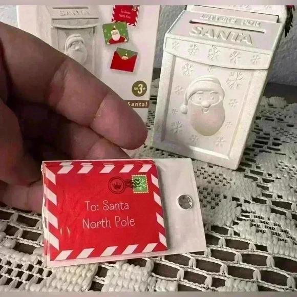 Hallmark Keepsake “Letters to Santa” 2010 Christmas Ornament NEW - Picture 3 of 10